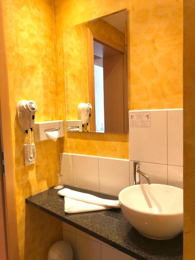 Hotel Guenter Lenting Bagian luar foto