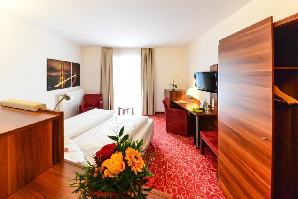 Hotel Guenter Lenting Bagian luar foto
